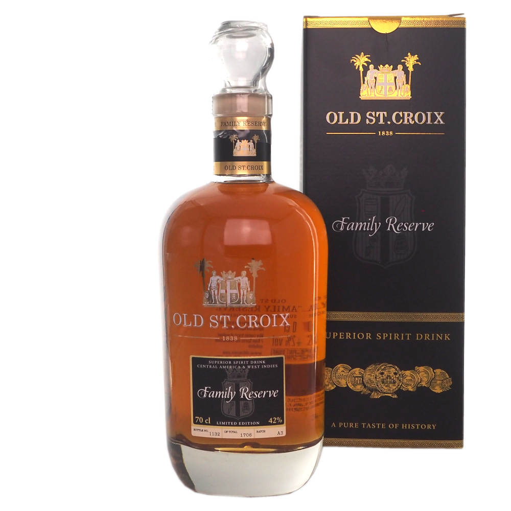 Superior-Spirit-Drink-Made-From-Premium-Matured-Rum-Old-St-Croix-Family-Reserve-42%-70cl-vinogvelsmag Old St. Croix Family Reserve - Billede 1